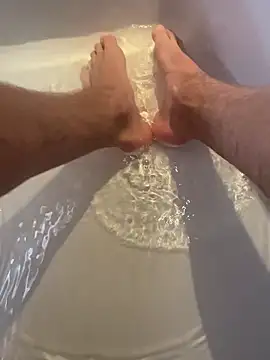 hot-young-guy online show from January 7, 9:01 am