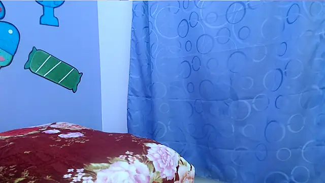 skinnysexzara18 online show from January 10, 1:40 am