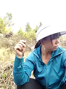 alycen online show from January 13, 2:39 am