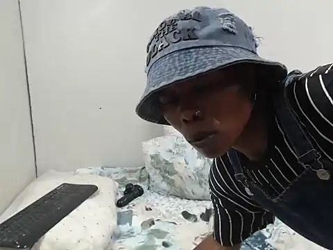 SlimGemZA online show from January 16, 7:56 am