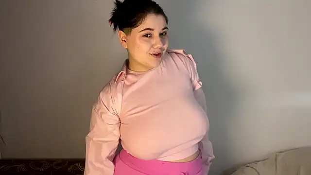 LunaBlakes online show from March 2, 8:43 am