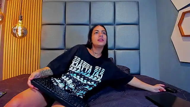 ZOE GIANLUCA online show from February 10, 11:42 pm