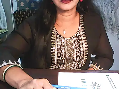 Tara-rathod05 online show from January 10, 3:03 pm