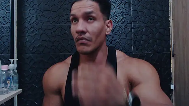 viktor herrera online show from January 13, 7:41 pm