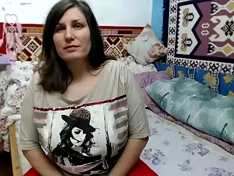 Adelinemilf online show from January 10, 11:34 am