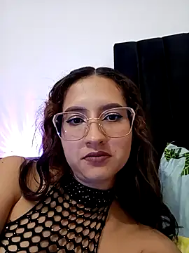 Sun pussyhard online show from January 7, 1:30 am