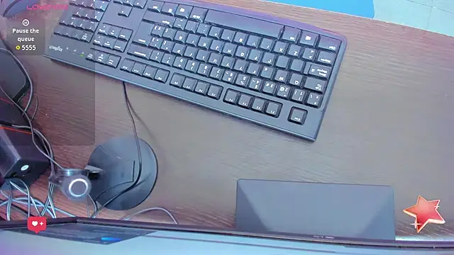 emilywilliis online show from February 18, 12:34 pm