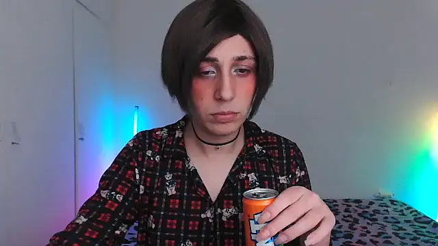 HoneyValentine online show from March 7, 8:39 pm