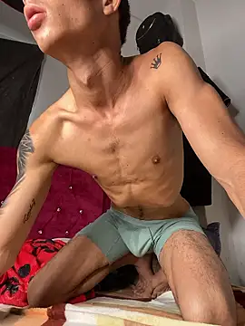 Zeus Bigcock21 online show from January 13, 10:15 pm