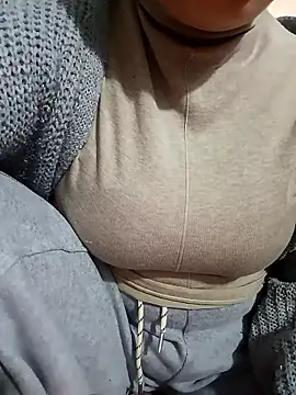 Tulip Giang online show from January 7, 3:25 pm