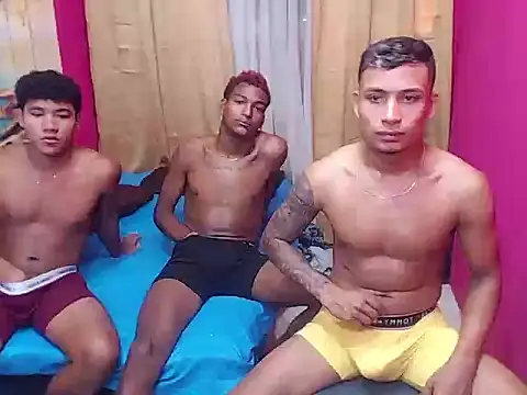 hugecock black online show from January 7, 7:49 pm