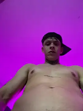 Snapshot of twinks_boys_xxxx chatting on March 4, 7:14 am twinks boys xxxx online show from March 4, 7:14 am