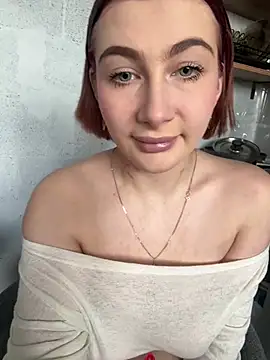 xCandyDollx online show from March 12, 6:19 am