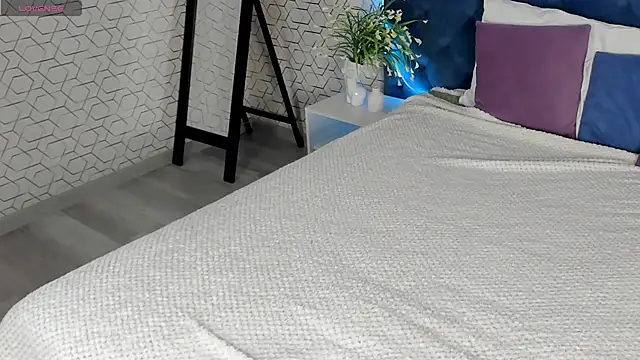 desiree doll online show from February 14, 1:02 am