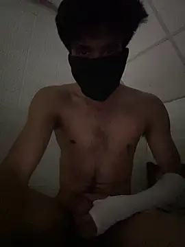 Snapshot of boner6969qe chatting on January 10, 7:54 am boner6969qe online show from January 10, 7:54 am