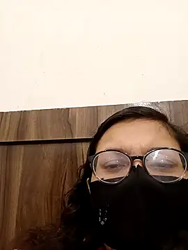 piryasharma005 online show from January 16, 9:46 am