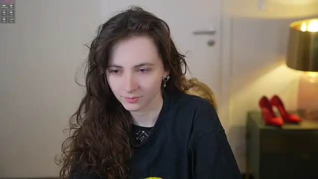 Snapshot of Orly_flame chatting on February 1, 8:02 am Orly flame online show from February 1, 8:02 am