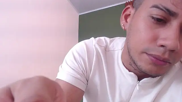 Ryder stone  online show from January 15, 7:39 pm