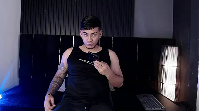 Ryder stone  online show from January 16, 12:53 pm