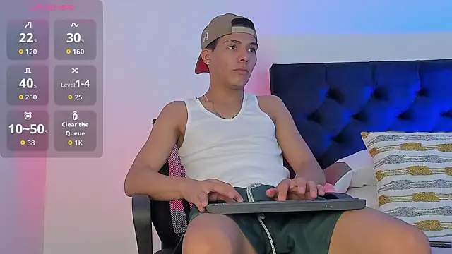 Marcus Moreno online show from February 18, 10:39 pm