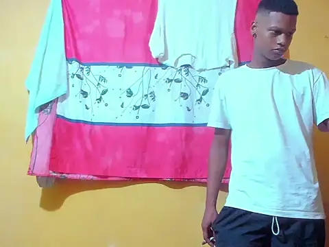 aunstin mohamme online show from February 15, 4:20 am