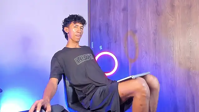 neitan miller  online show from February 28, 9:43 am