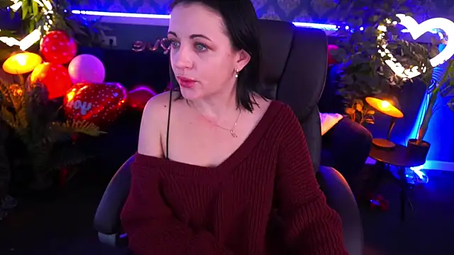 Snapshot of Dafni_Monn chatting on February 23, 7:00 am Dafni Monn online show from February 23, 7:00 am