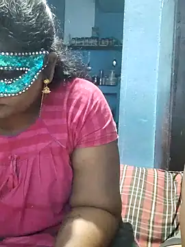 Snapshot of divyasree1431 chatting on February 5, 5:17 pm divyasree1431 online show from February 5, 5:17 pm