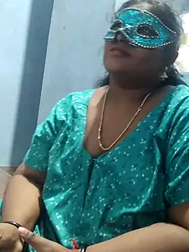 Snapshot of divyasree1431 chatting on March 1, 12:07 pm divyasree1431 online show from March 1, 12:07 pm