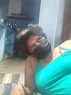 Snapshot of divyasree1431 chatting on March 3, 1:39 pm divyasree1431 online show from March 3, 1:39 pm