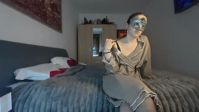 Snapshot of MMcouple200 chatting on February 23, 6:05 pm MMcouple200 online show from February 23, 6:05 pm