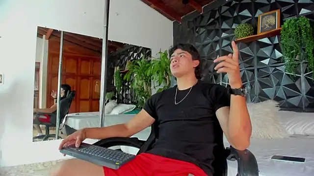 elliot colton online show from April 5, 7:22 pm