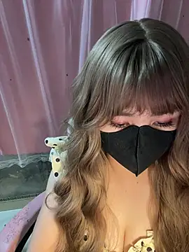 -Violet-t online show from February 25, 1:21 pm