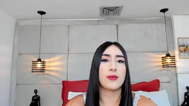 IvonneOwen online show from January 11, 8:03 pm