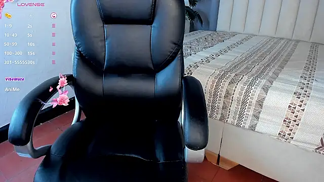 aisha z online show from January 18, 11:14 am