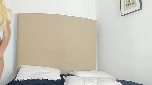 im miuu online show from January 16, 4:16 am