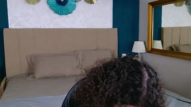 Susan Fors online show from March 17, 6:17 am