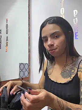 Electra Darkk online show from March 30, 4:30 pm