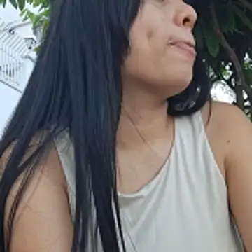  Mia online show from January 13, 10:37 pm