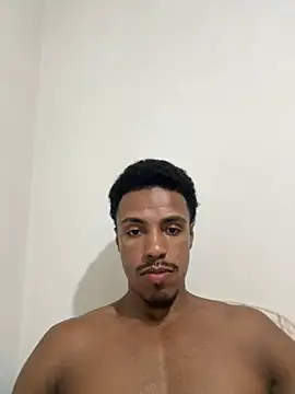 LorenzoBlack27 online show from April 18, 9:48 pm