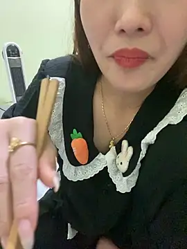 Angela loveee online show from January 15, 5:05 pm