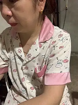 -Mery- online show from May 27, 11:07 am
