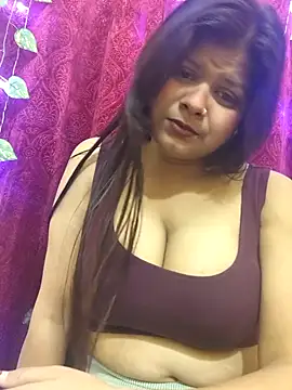 Attractive Queen  online show from February 23, 3:37 am