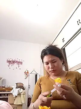 Minaa2x online show from April 8, 8:03 am