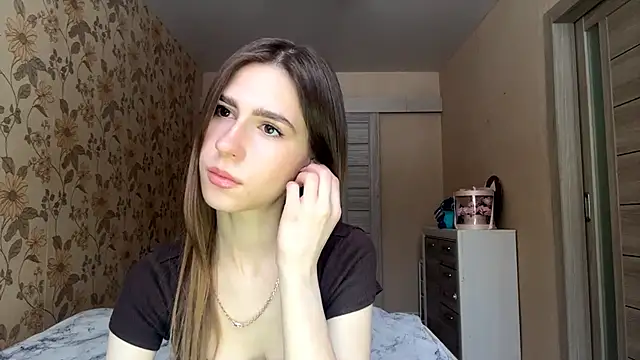 ElsieKuhlmann online show from January 12, 8:08 am