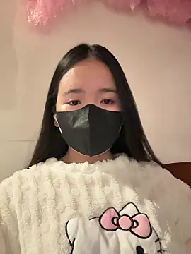 Gwen879 online show from February 11, 12:48 am