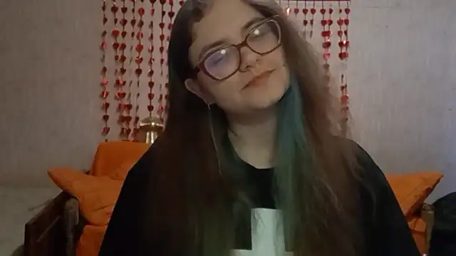 Snapshot of Miyabeee chatting on February 22, 7:29 am Miyabeee online show from February 22, 7:29 am