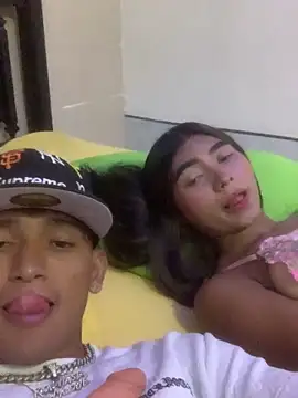 Snapshot of GeorgiandCoi chatting on April 19, 6:10 pm GeorgiandCoi online show from April 19, 6:10 pm