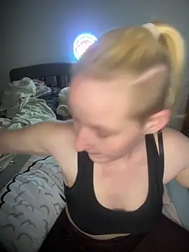 Snapshot of PurpleHazexx chatting on March 3, 12:11 pm PurpleHazexx online show from March 3, 12:11 pm