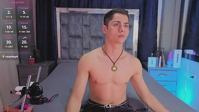LeoMonnroe online show from May 19, 8:26 pm